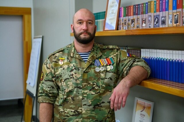    Кирилл Сутыка награжден медалью "За отвагу". Фото: «АиФ-Калининград»/ Александр Мелехов