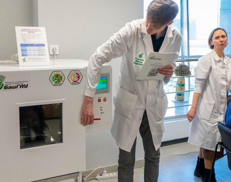     Лаборатория ускоренной селекции важных культур открылась в Уфе благодаря БашГАУ и «Рассвет»
