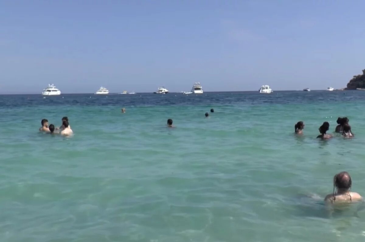    Туристов предупредили о найденных на испанских пляжах частях тел