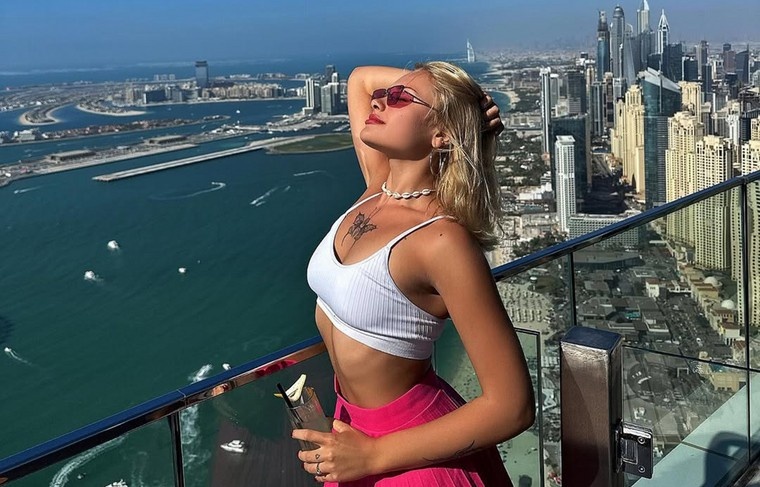    Социальные сети