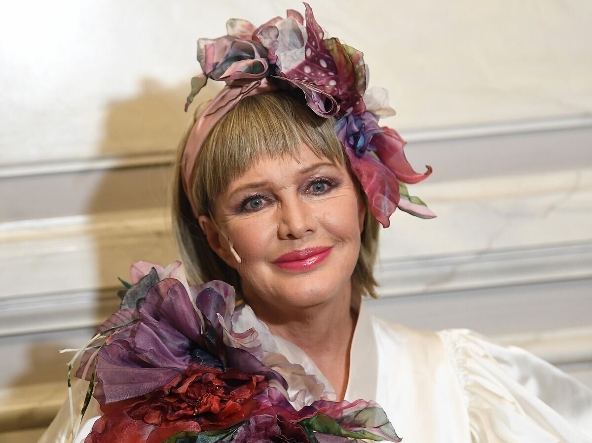  Елена Проклова в спектакле "Семейный шкаф и его обитатели" в Московском театре "Школа современной пьесы"© РИА Новости / Екатерина Чеснокова