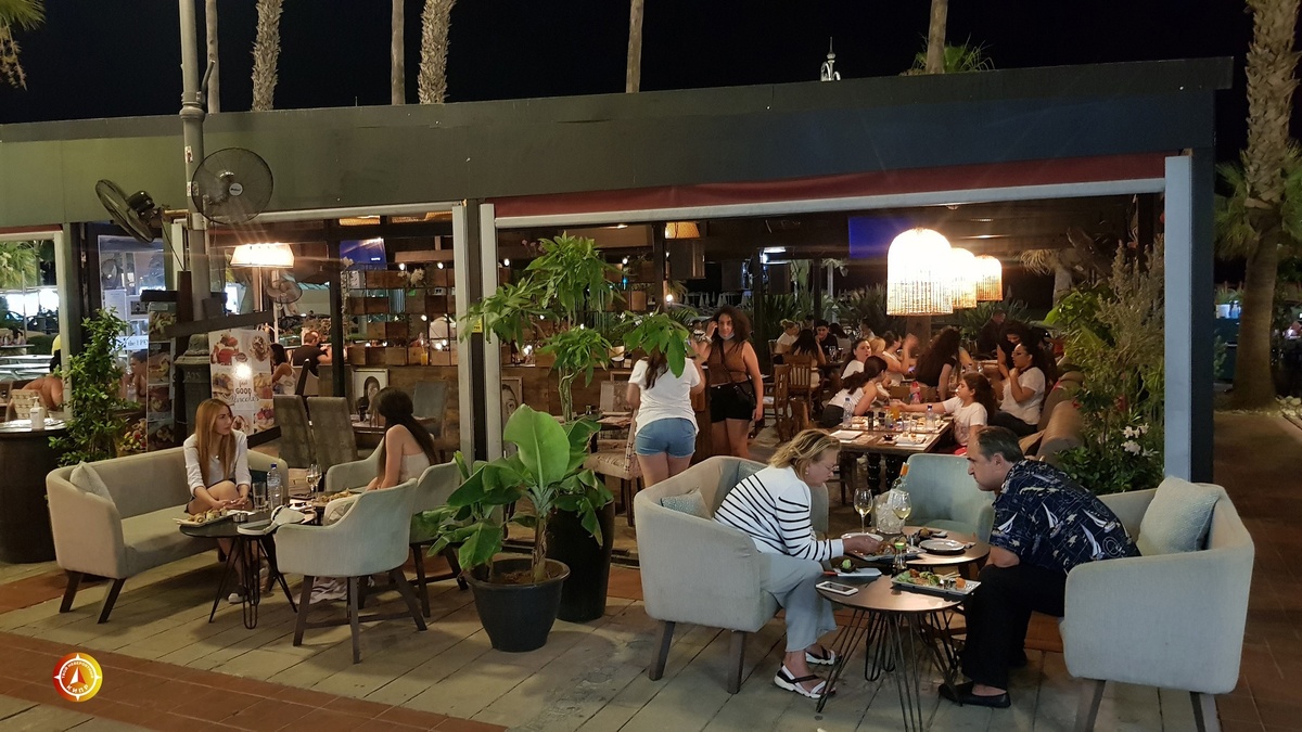 Вечером на Финикудес