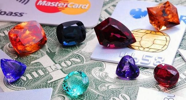 #камни-талисманы для привлечения богатства