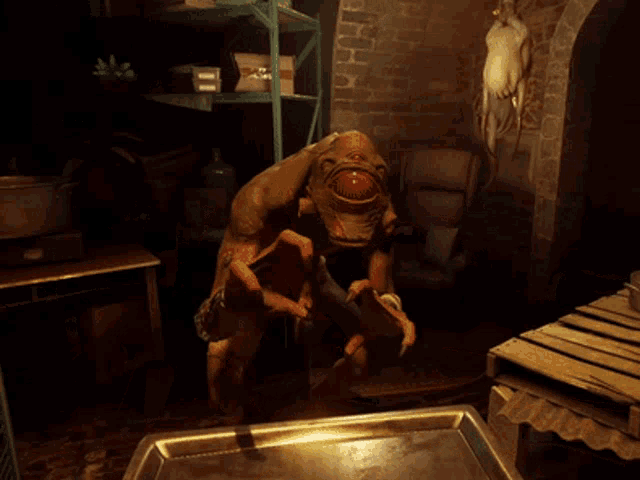 Вроде как можешь не смотреть, но блин... он так эмоционально рассказывает. Чёртовы психологи.