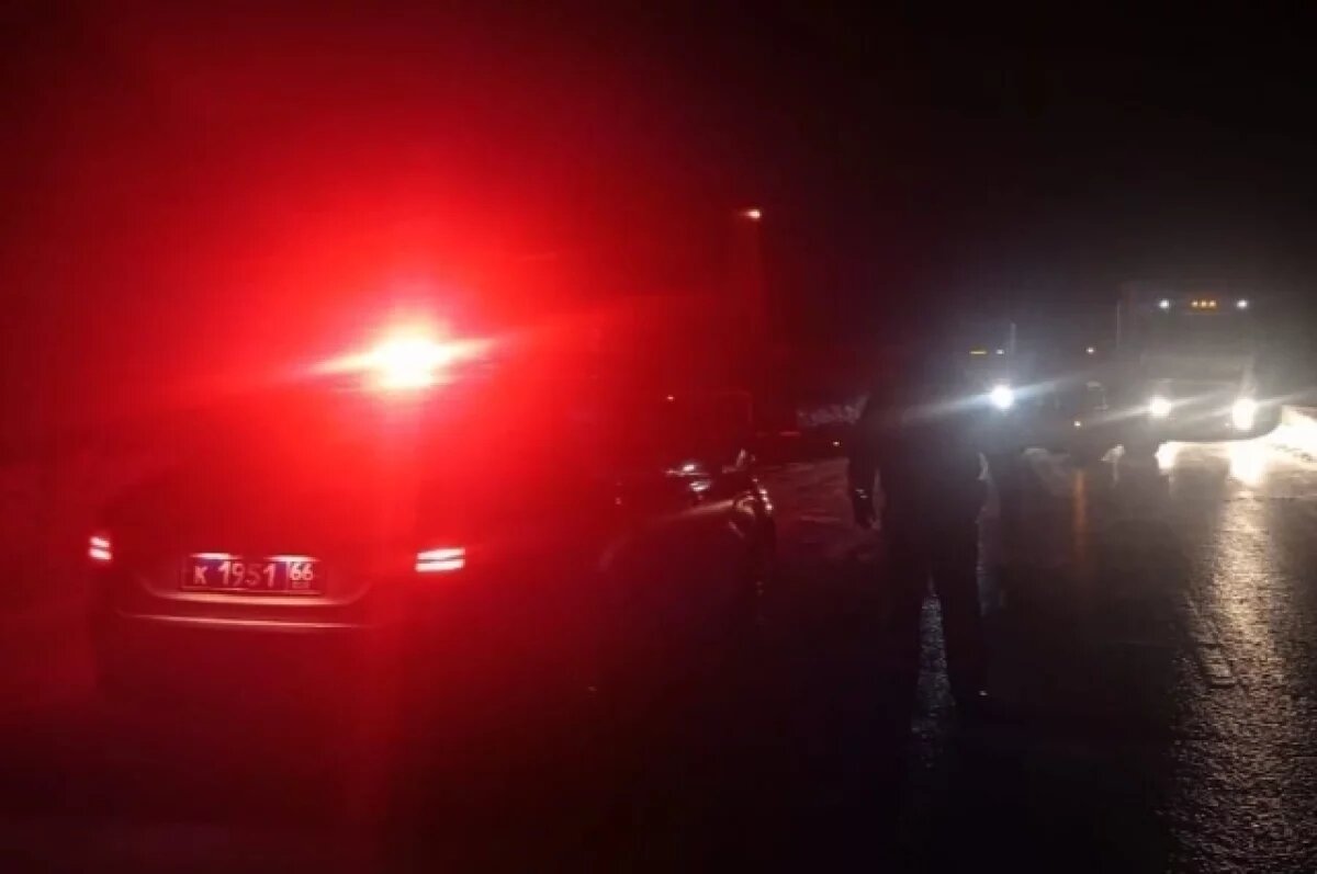    Трассу Пермь – Екатеринбург перекрыли из-за заноса прицепа