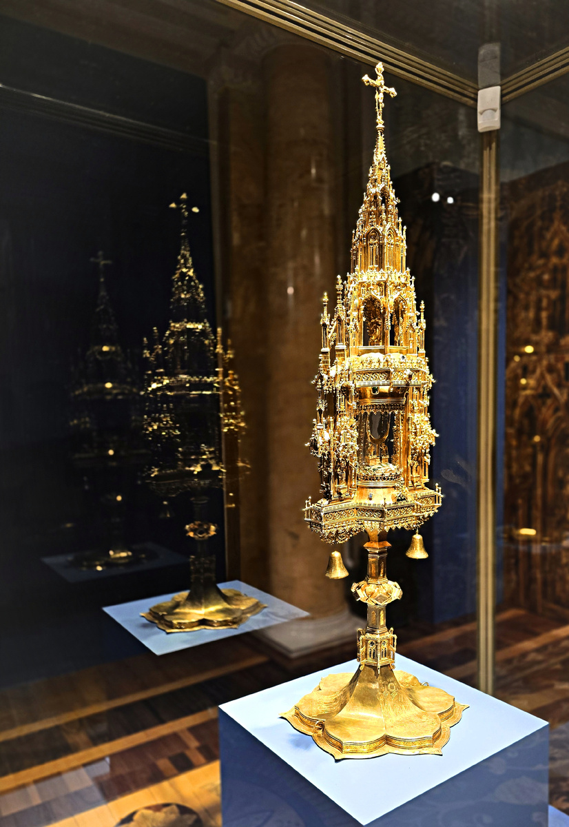 Монстранц Ганса Рисенберга