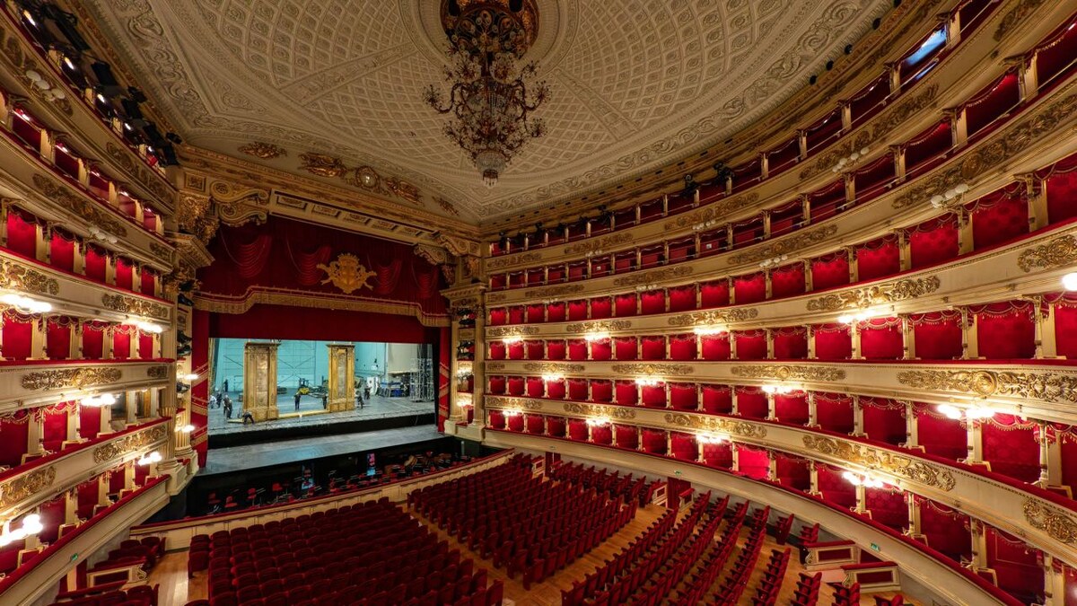 posztos / Shutterstock / FOTODOM📷Театр «Ла Скала» в Милане