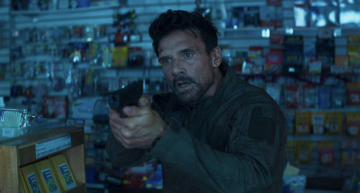 Кадр из фильма "Другой мир: Год волка"