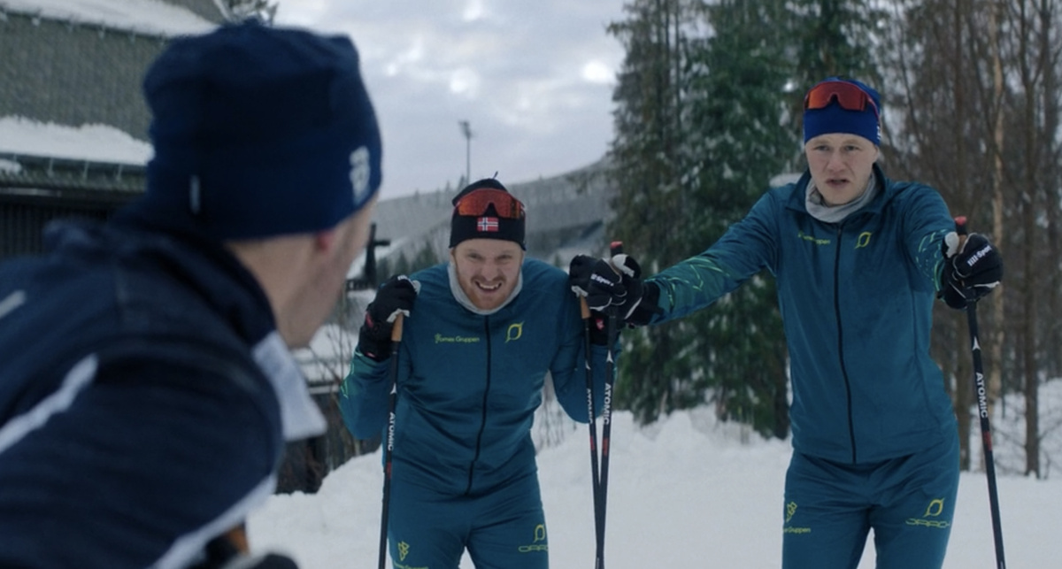 Кадр из фильма "Неверный путь"