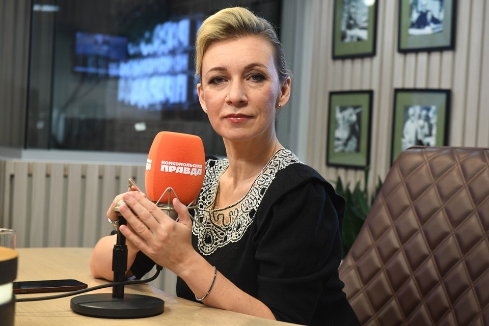    Мария Захарова Михаил ФРОЛОВ