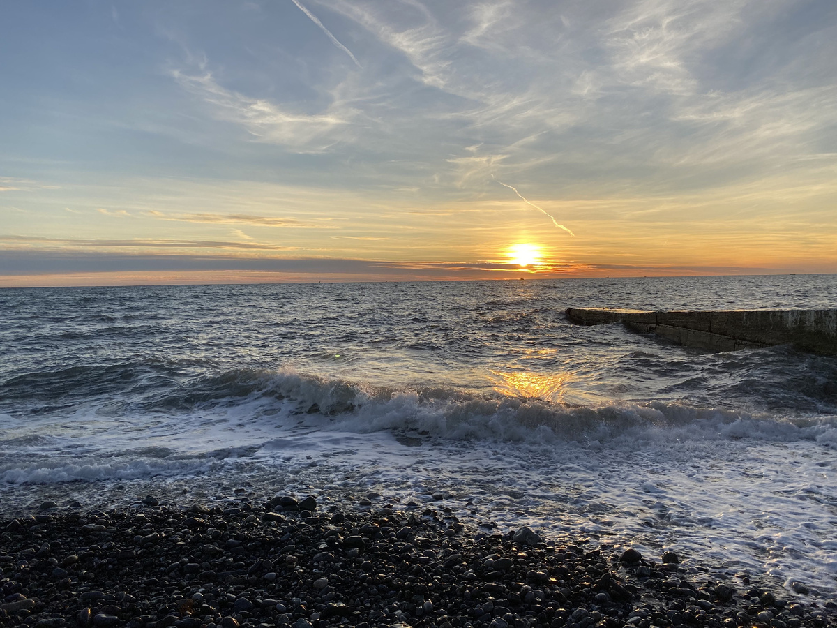 Закат на чёрном море