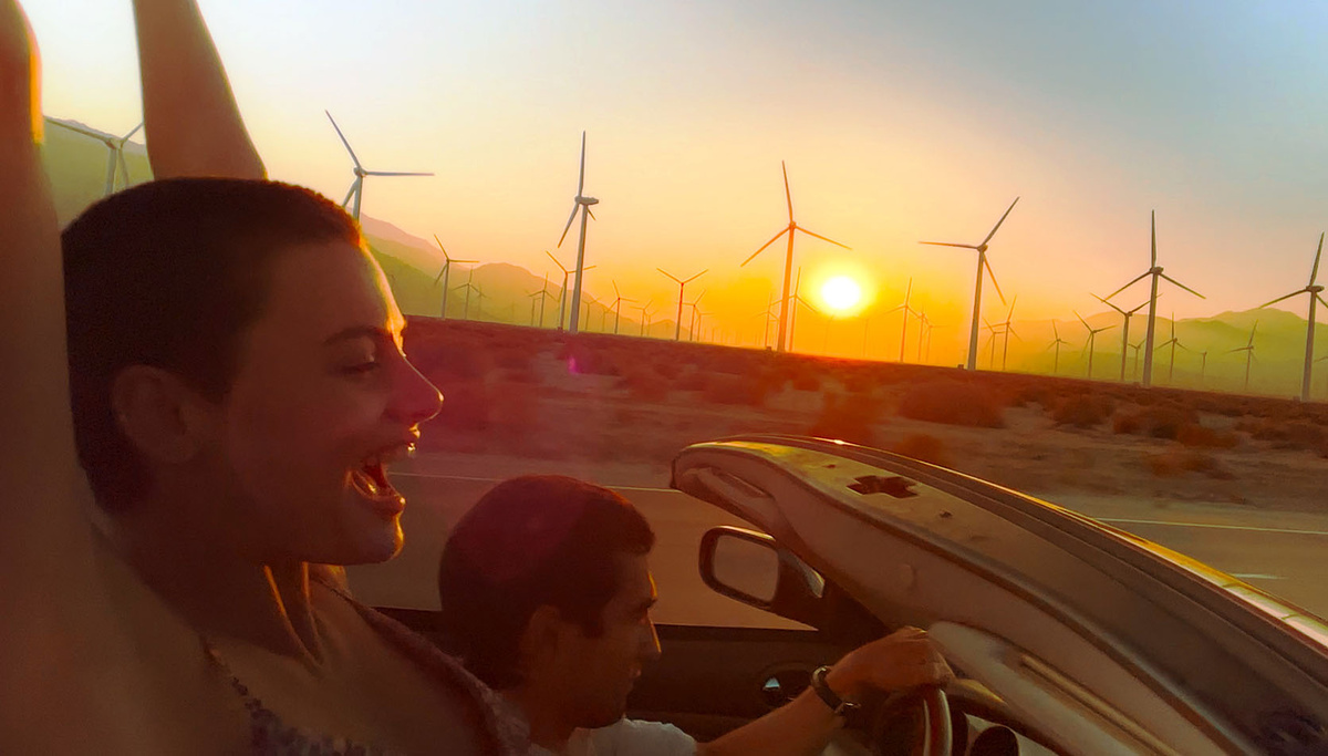 Кадр из фильма «Джун и Джон»