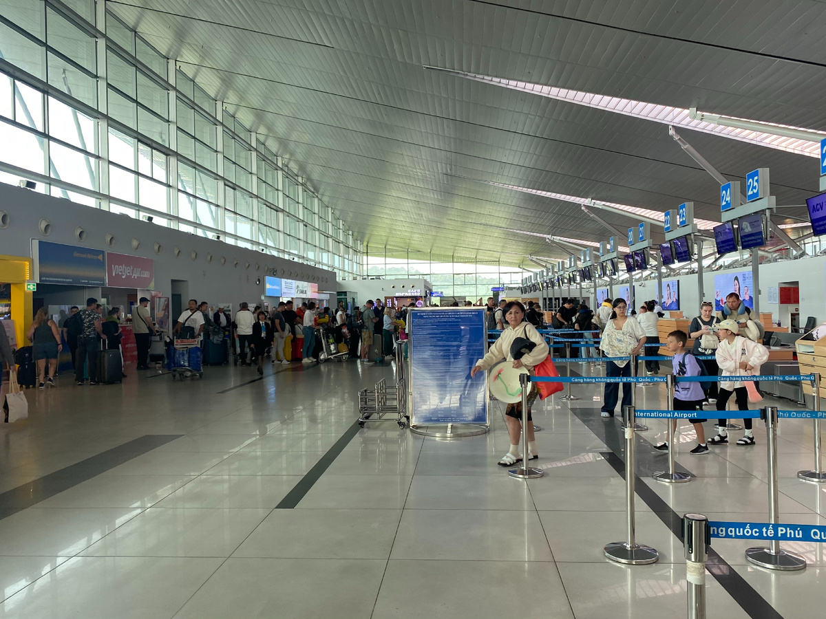 Регистрация на рейс в Алма-Ату...