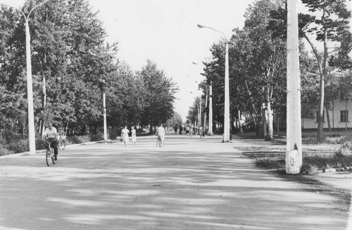 Улица Ленина. 80-е годы. Фото А. П. Бондаревой