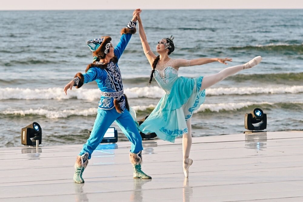    Балет на Байкале - это соединение силы искусства с красотой природы. Фото: Бурятский театр оперы и балета