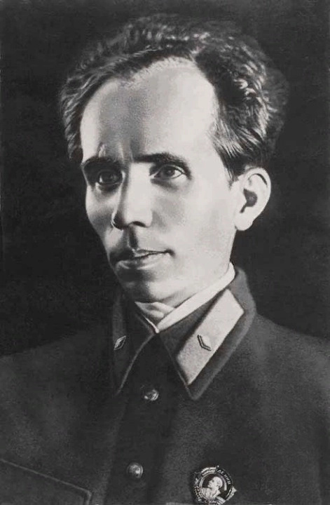 Николай Алексеевич Островский (1904 -1936) - русский, украинский, и советский писатель. Автор романов: " Как закалялась сталь" (1930- 1934); "Рождённые бурей" (1935- 1936).
