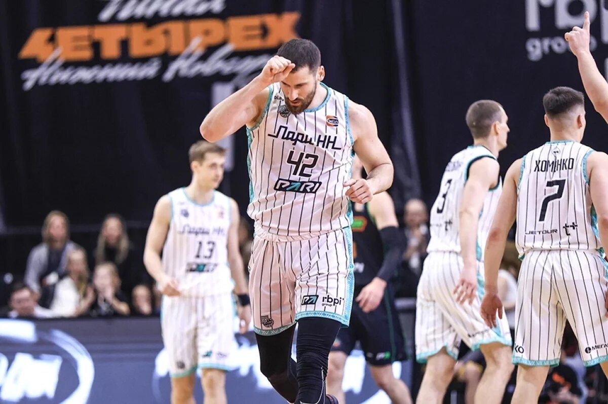    «Пари НН» снова остановился в шаге от завоевания Кубка России. (На фото Неманья Джуришич).