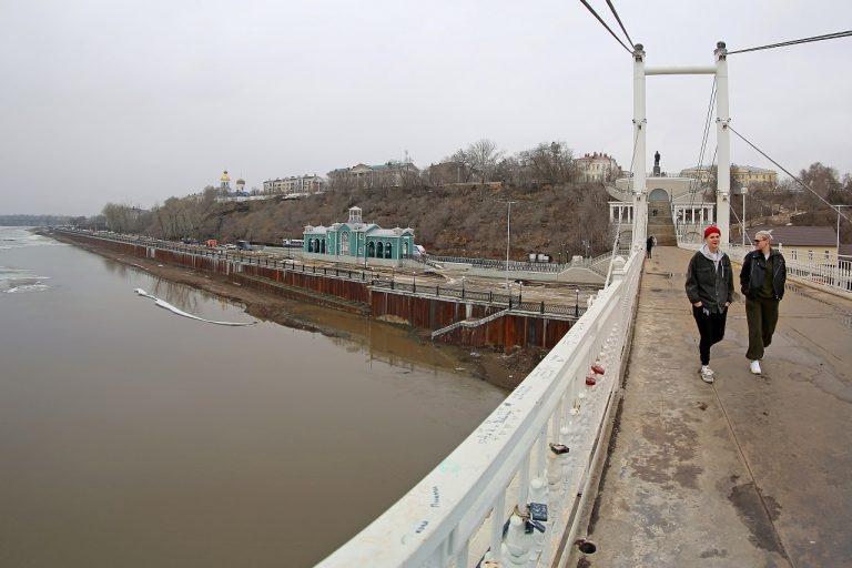    Уровень Урала в Оренбурге за сутки понизился на 59 сантиметров Оренбуржье