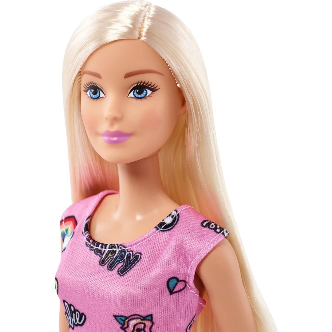 Barbie in a comfortable tracksuit reflects the symbol of female freedom. 