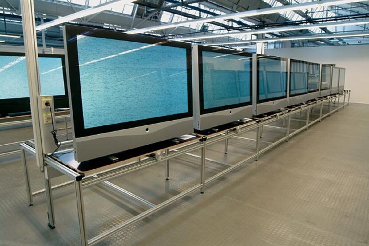    Плазменные экраны Института радиотехники: секреты, о которых никто не знает