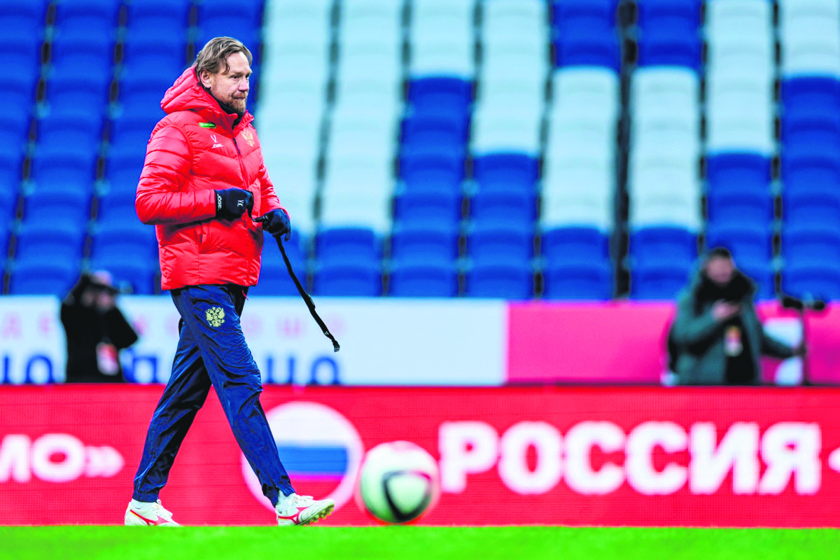 Главный тренер сборной России, недавно покинувший донской клуб, провел пресс-конференцию накануне товарищеских матчей национальной команды. Фото из архива РФС. 