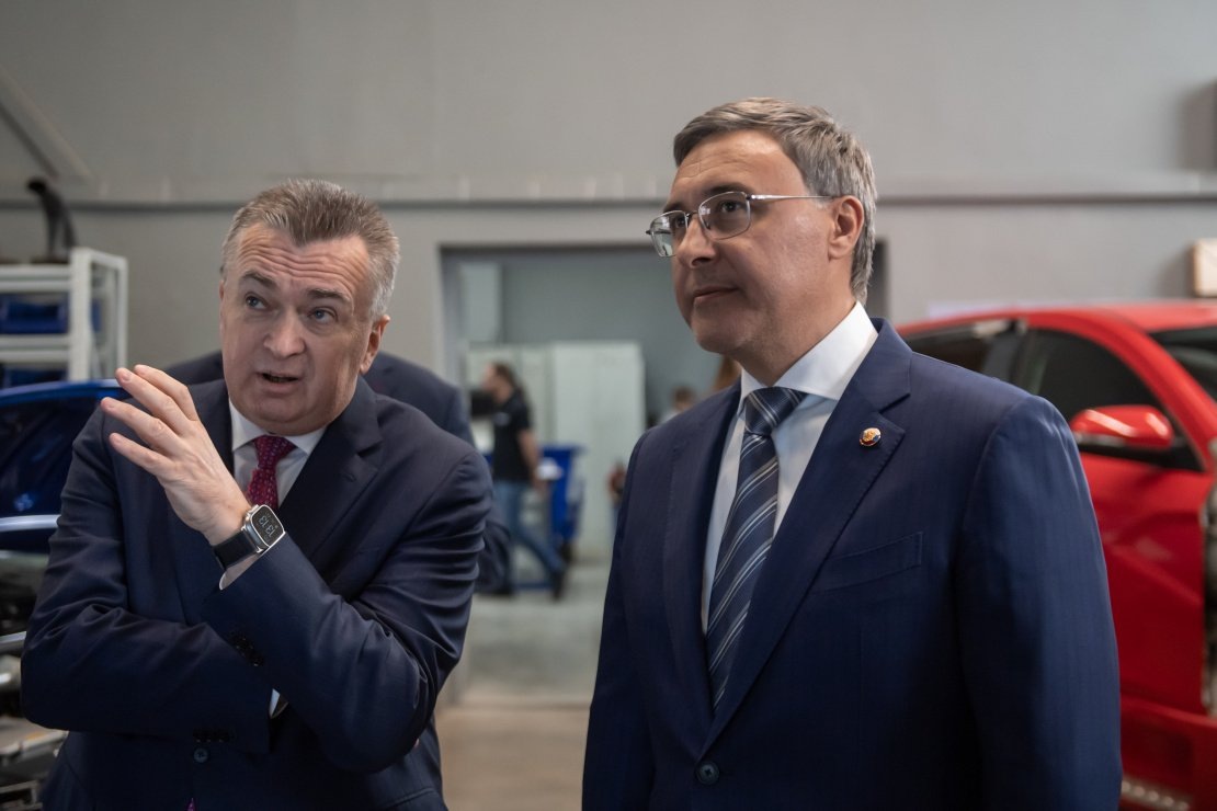    Владимир Миклушевский (ректор Политеха) и Валерий Фальков (Министр науки и высшего образования РФ)