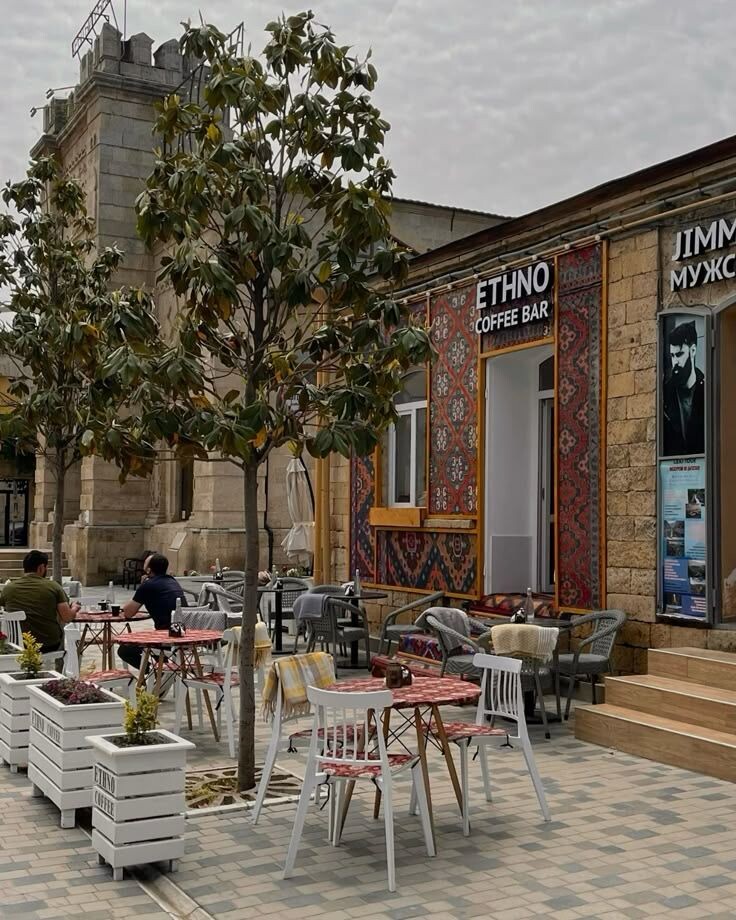 Улица счастливых людей, Дербент