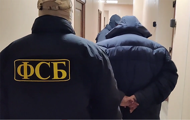 Жителя Тверской области склоняли воевать против Вооруженных сил России