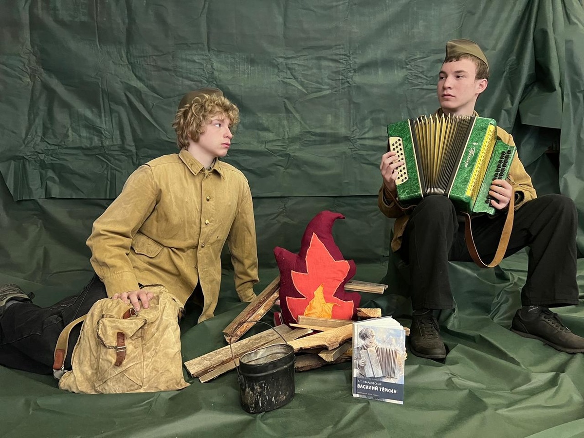 Дипломом лауреата 1 степени награждены Лев НЕГРЕЕВ и Илья МОЖАЕВ, школа №6.