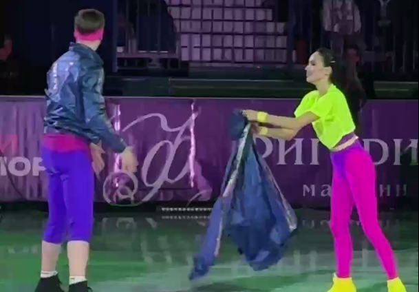 Алина Загитова и Даниил Глейхенгауз. Фото: стоп-кадр видео