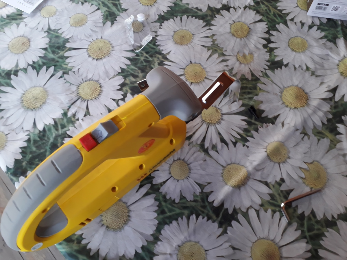  Аккумуляторная тяпка