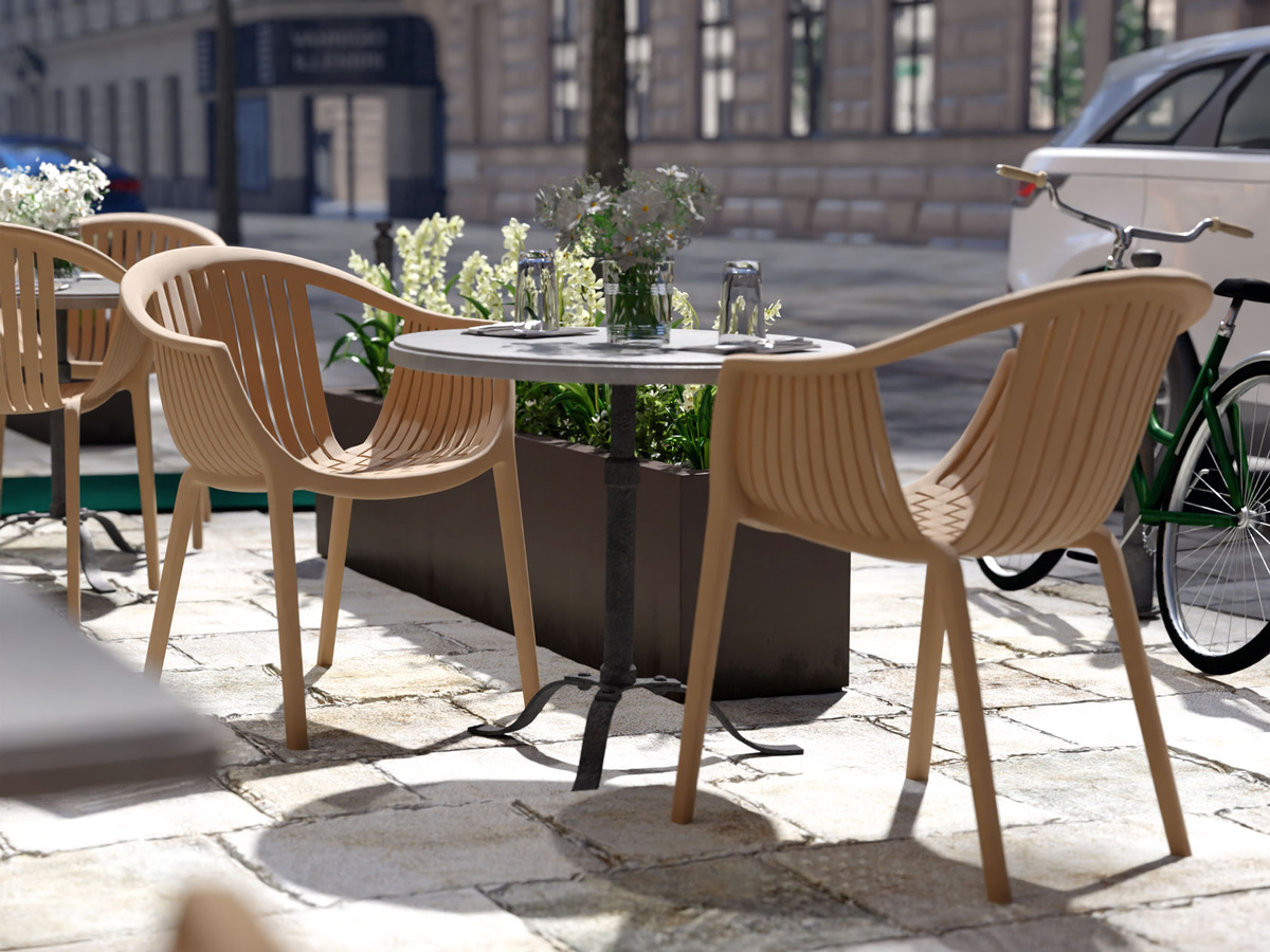 Несколько стульев можно поставить друг на друга, что удобно для компактного хранения.