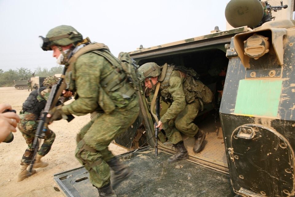    Армия России. . Источник: vk.com/mil.