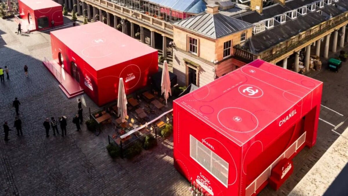    Chanel запустил иммерсивный поп-ап в лондонском Ковент-Гардене (фото 1)