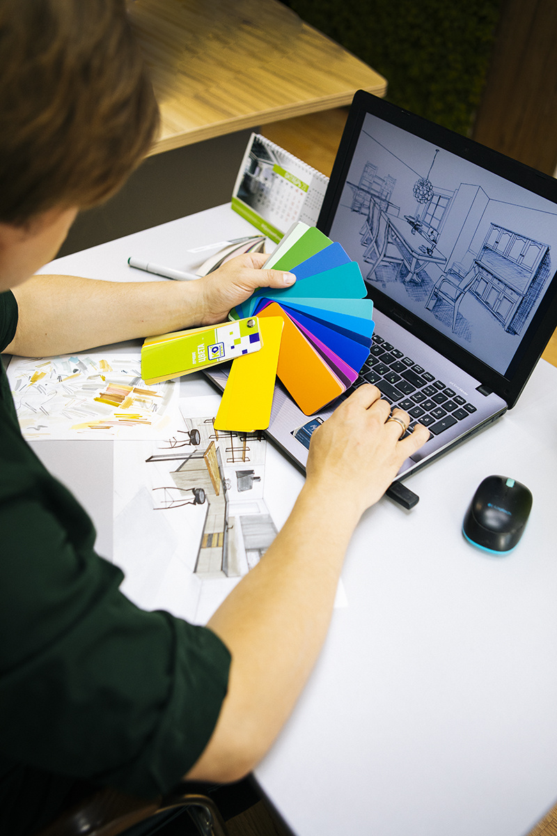 Выездной  дизайнер поможет с подбором материалов для вашей будущей кухни