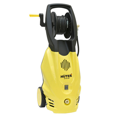 Дизайн у минимойки Huter W165 AR простенький, но всё необходимое на месте, даже катушка для шланга есть, как у серьёзных моделей