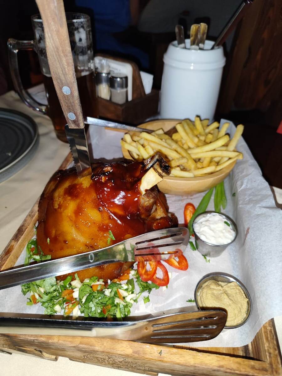 Рулька свиная - просто бомба! 