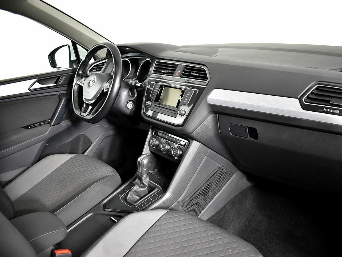 VW Tiguan 2017 за 1.8 млн. Фото auto.ru