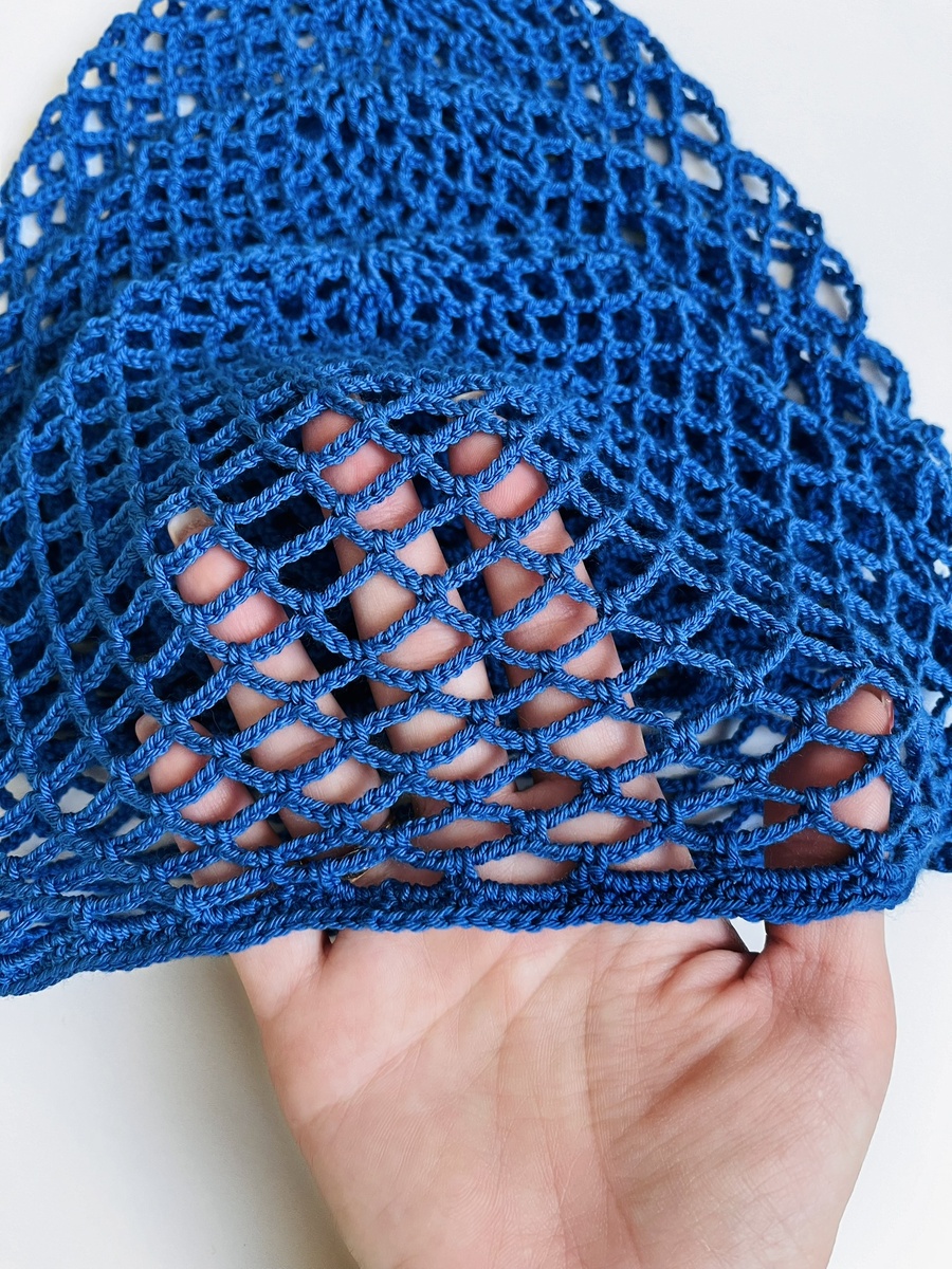 Выполнено крючком