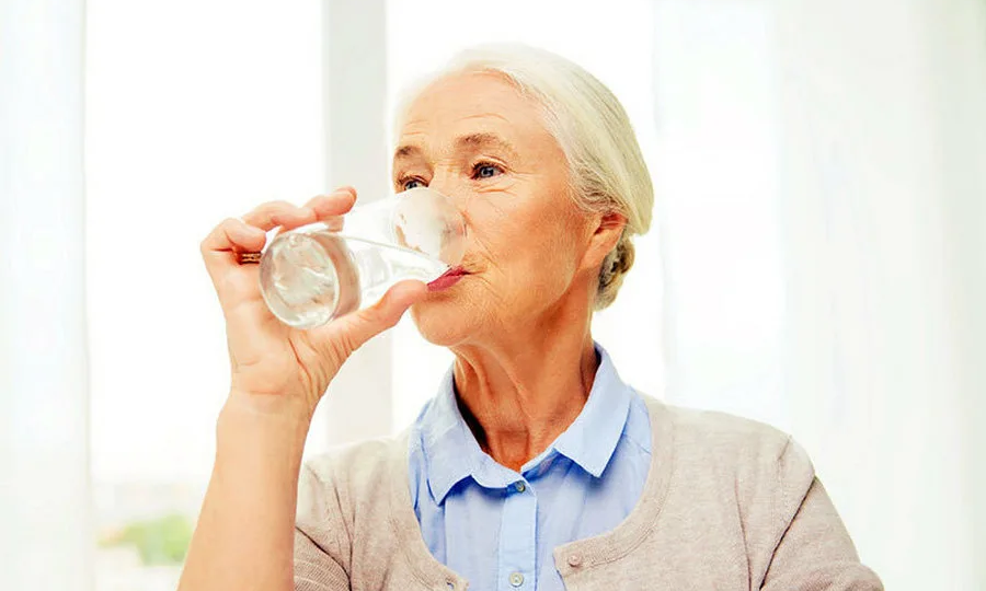 Что будет, если ПИТЬ ТЕПЛУЮ ВОДУ каждый день? РЕЗУЛЬТАТ ПОРАЗИТ ВАС!