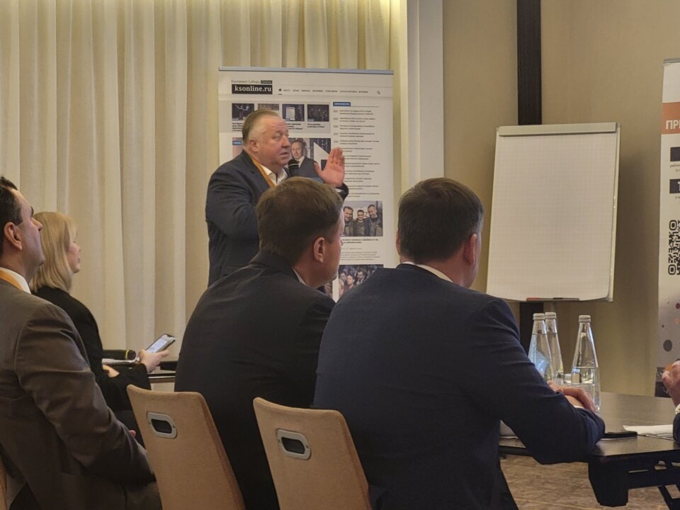 Президент ассоциации "Российские автодилеры" (РОАД) Алексей Подщеколдин поддержал предложение РСПП «ввести отсрочку» с точки зрения принятия законопроекта о "локализации такси". Фото из архива "Континента Сибирь"