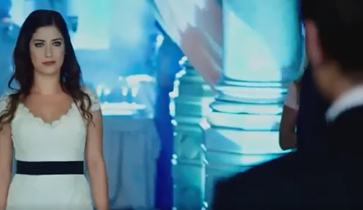 Кадры из сериала «Л. Ю. Б. О. В. Ь»