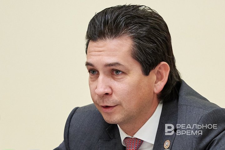 В Татарстане за пять лет количество субъектов МСП возросло на 15%, при этом по России показатель составил 11%. Об этом на заседании комитета Госсовета республики по экономике, инвестициям и предпринимательству сообщил уполномоченный при раисе по защите прав предпринимателей Фарид Абдулганиев. Динар Фатыхов / realnoevremya.ru