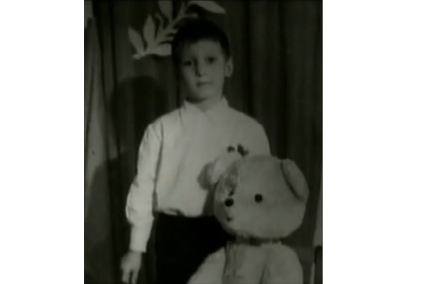 Александр Бирюков в детстве, источник фото: VK Видео