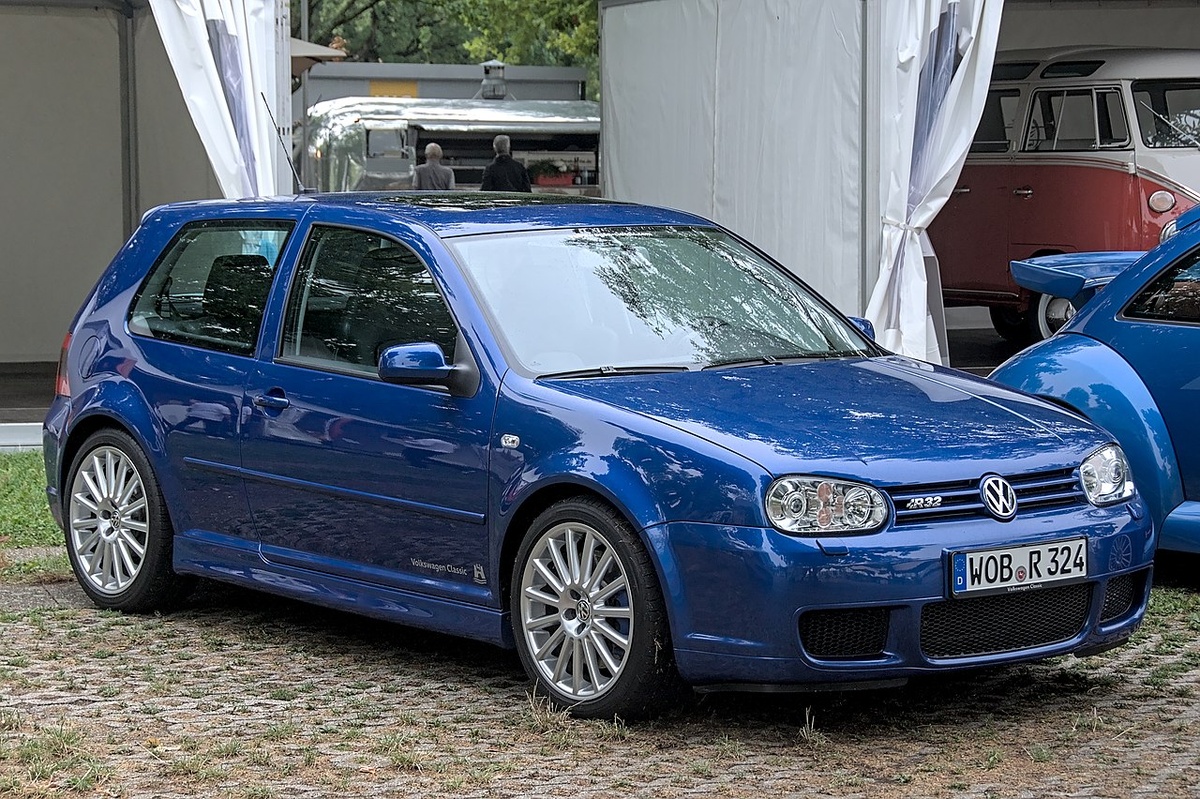 Volkswagen Golf mk4 R32