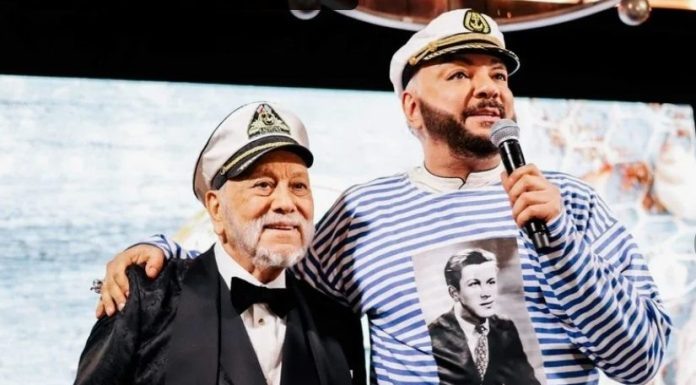 Бедрос Киркоров с сыном Филиппом / Фото: YouTube