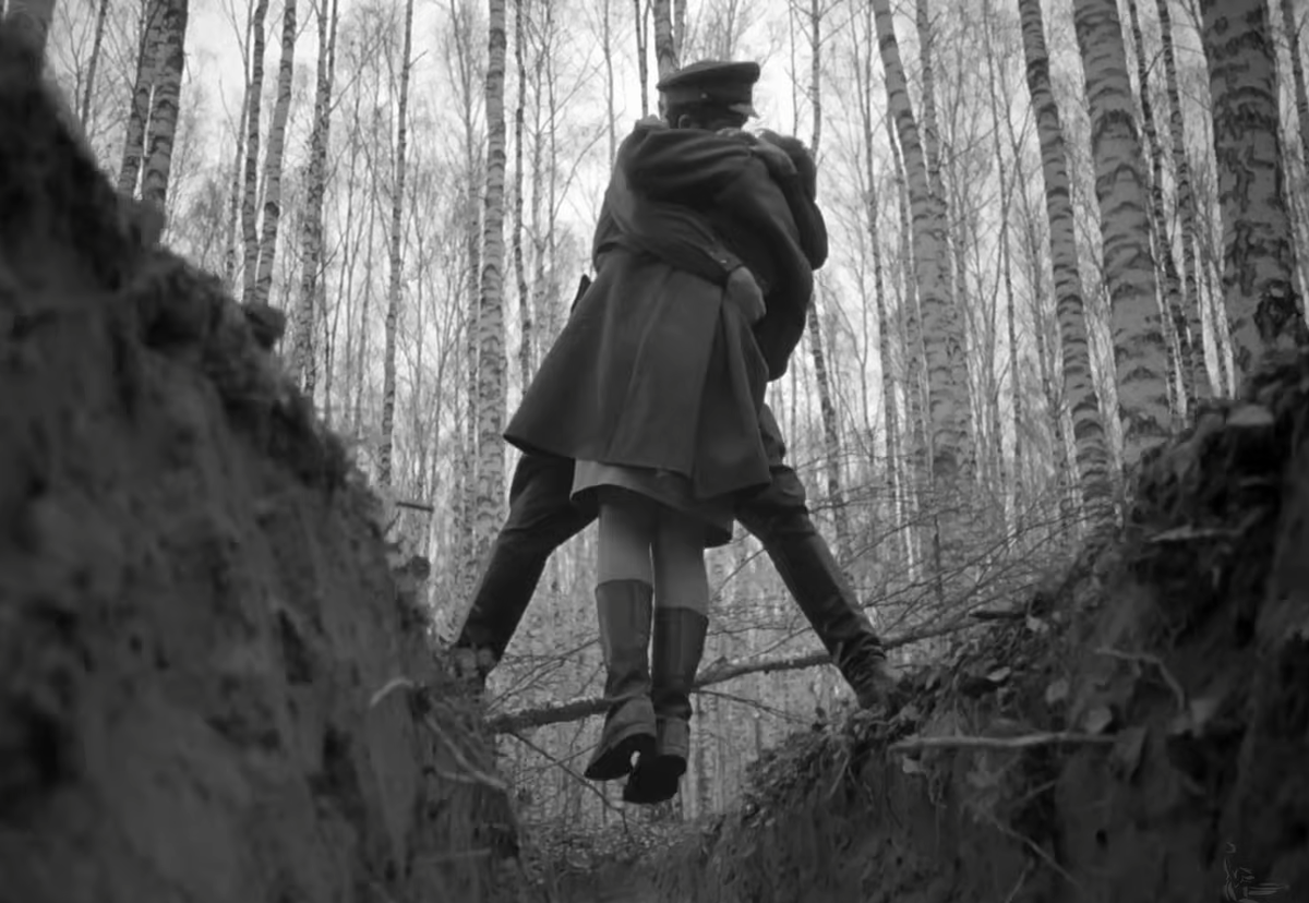 Кадр из фильма «Иваново детство», производство Киностудии «Мосфильм», режиссёр Андрей Тарковский, 1962 г.