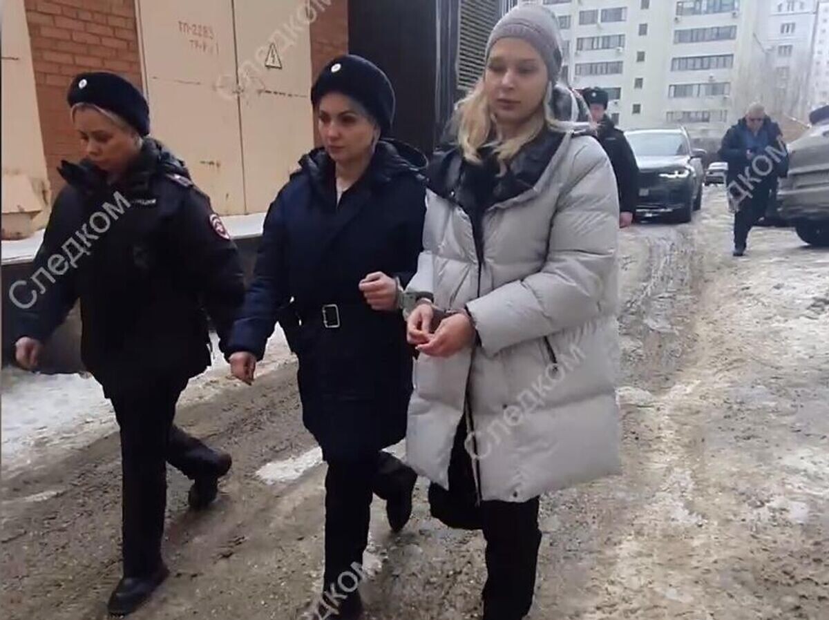    Обвиняемая в убийстве бывшего мэра Самары и его супруги дала признательные показания© СУ СК России по Самарской области/Telegram