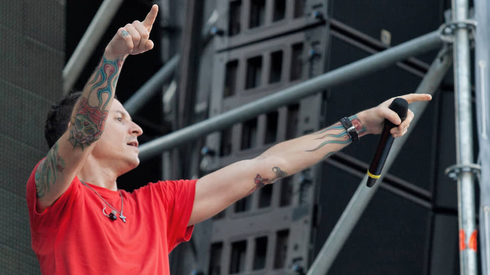 Солист групп Linkin Park Честер Беннингтон.📷Фото: Антон Белицкий / Коммерсантъ