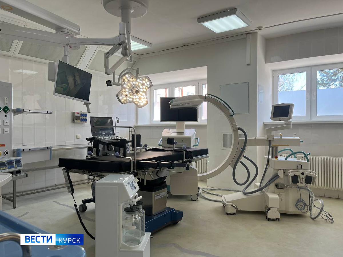    В экстренной операционной Курской областной больницы установили новое оборудование